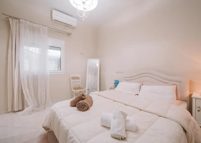 Debbie's House * Kalamáta